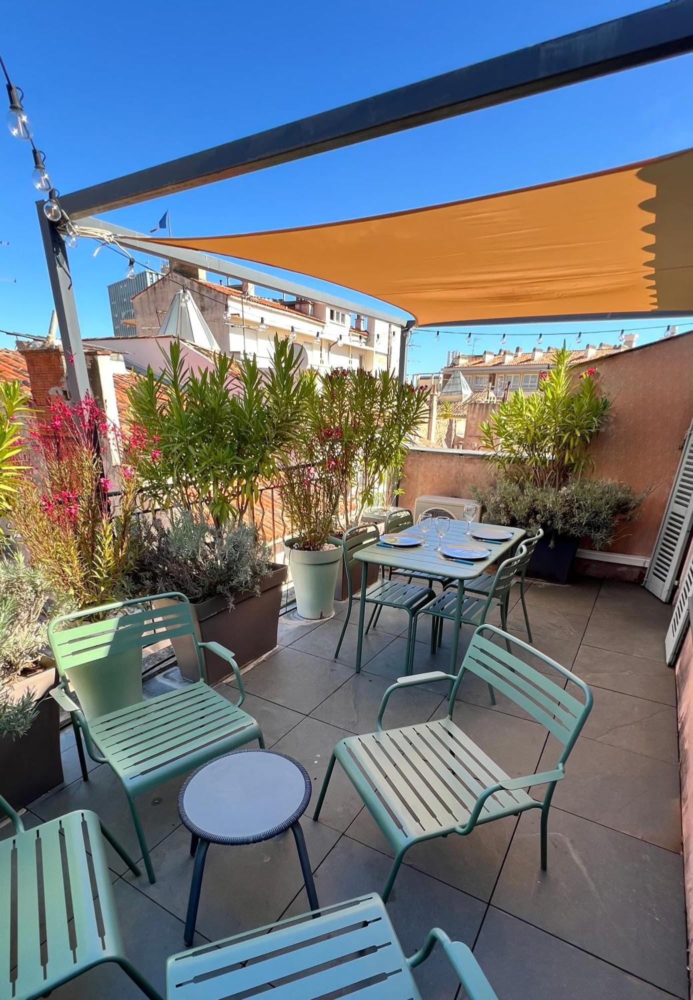 2 Pieces Avec Grande Terrasse - Centre De Toulon Apartment Exterior photo